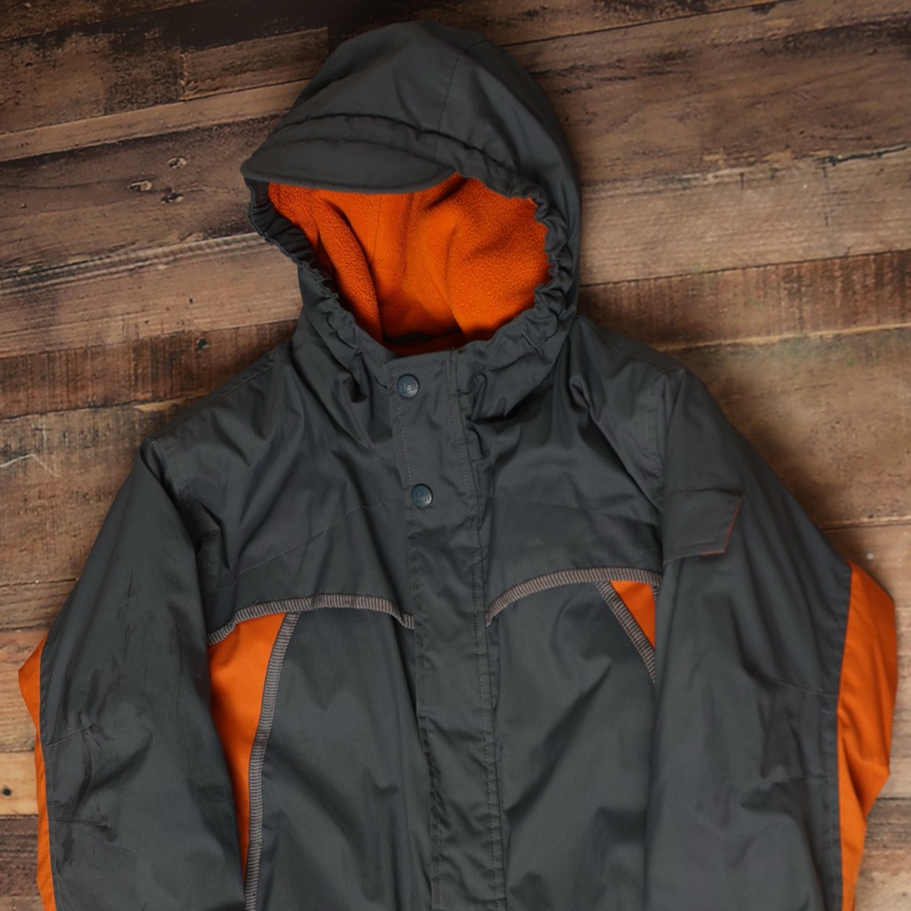 REI winter coat gray and black very good condition